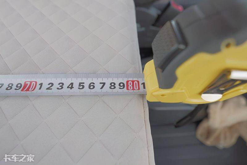 一汽青岛解放报价图片