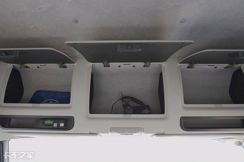 一汽青岛解放报价图片