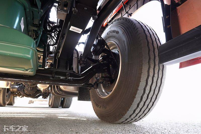 一汽青岛解放报价图片