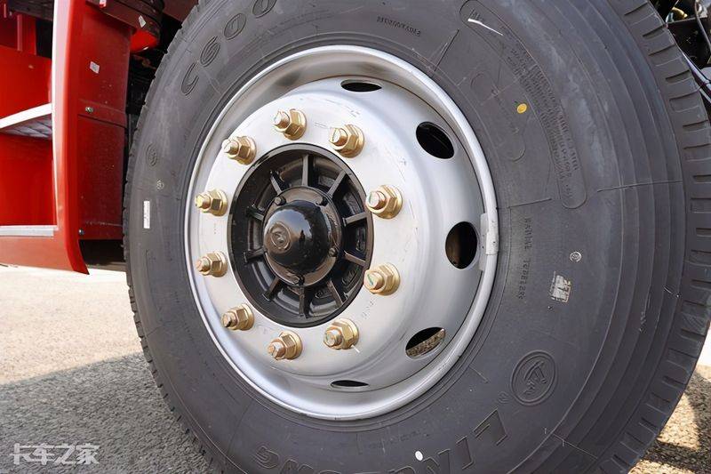 一汽青岛解放报价图片