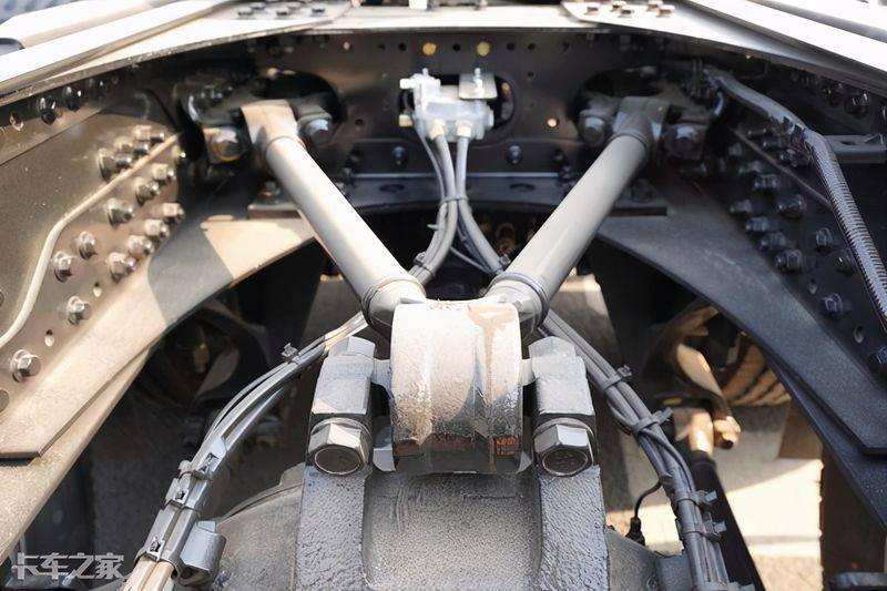 一汽青岛解放报价图片