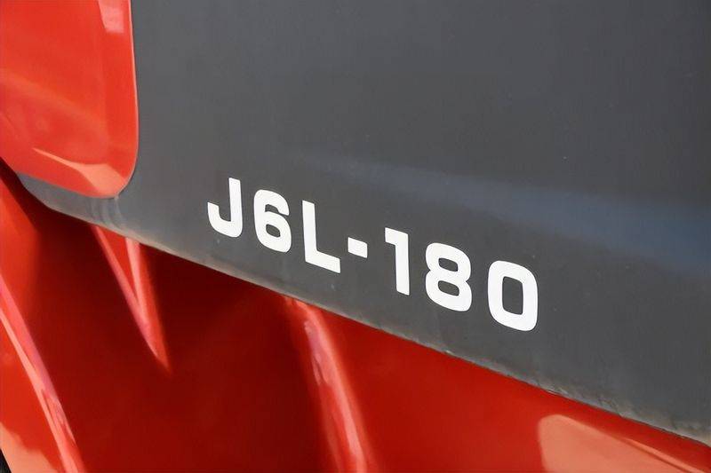 一汽青岛解放报价图片