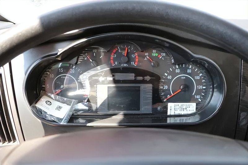 一汽青岛解放报价图片