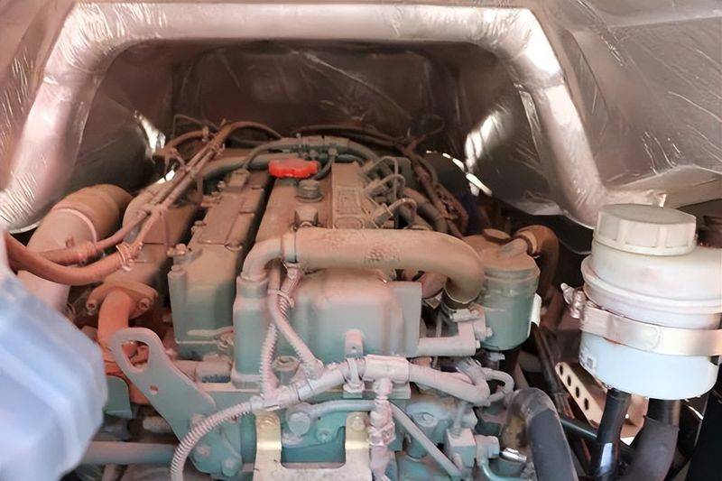 一汽青岛解放报价图片