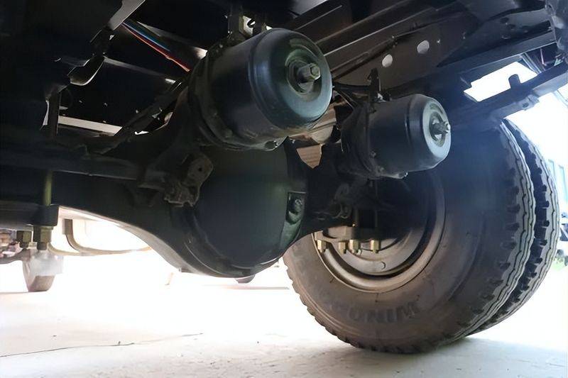 一汽青岛解放报价图片