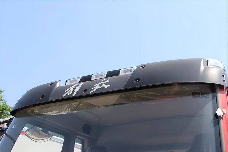 一汽青岛解放报价图片