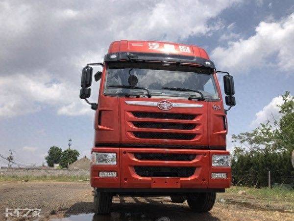 一汽青岛解放报价图片