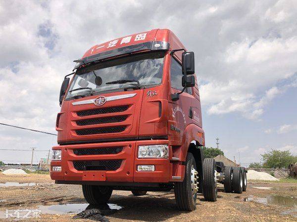 一汽青岛解放报价图片