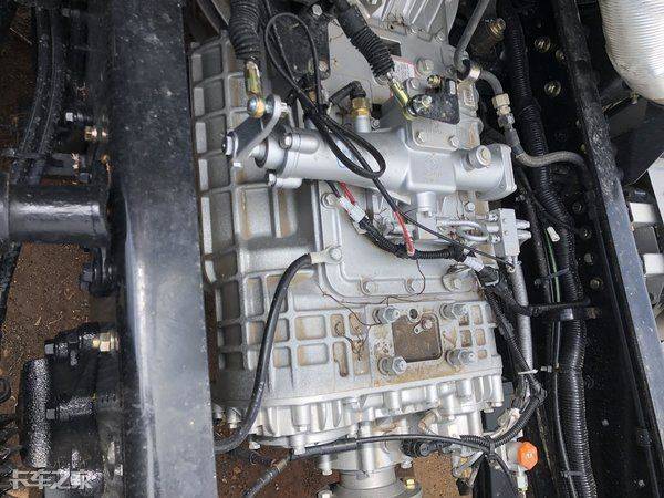 一汽青岛解放报价图片