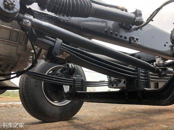 一汽青岛解放报价图片