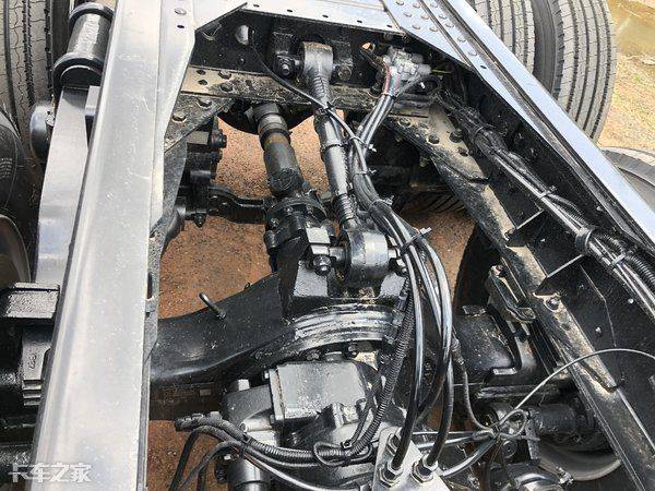 一汽青岛解放报价图片