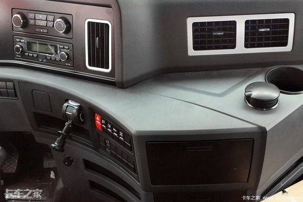 一汽青岛解放报价图片