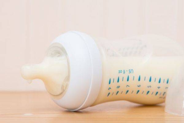Various imports, wholesale offers for national milk powder