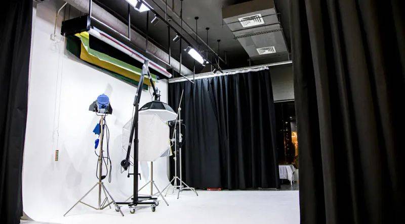 右视觉摄影写真多少钱