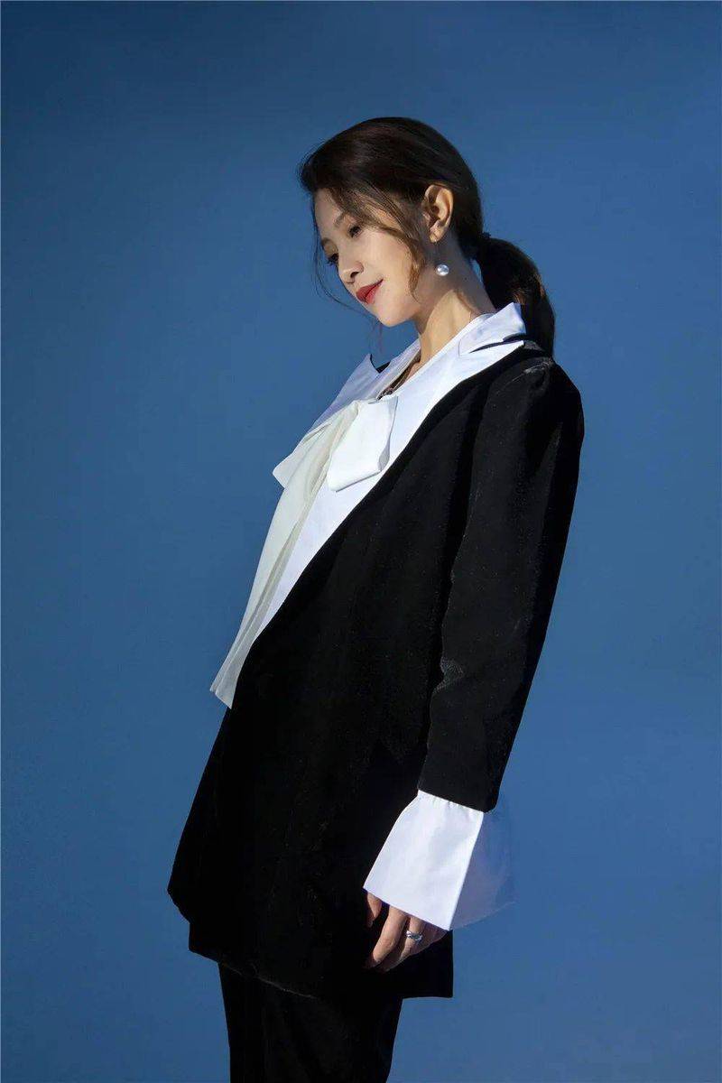 右视觉摄影写真多少钱