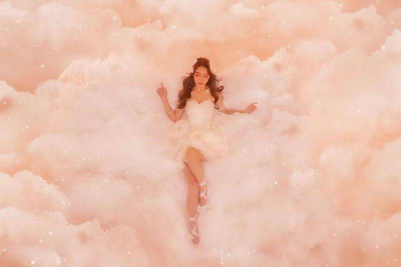 右视觉摄影写真多少钱