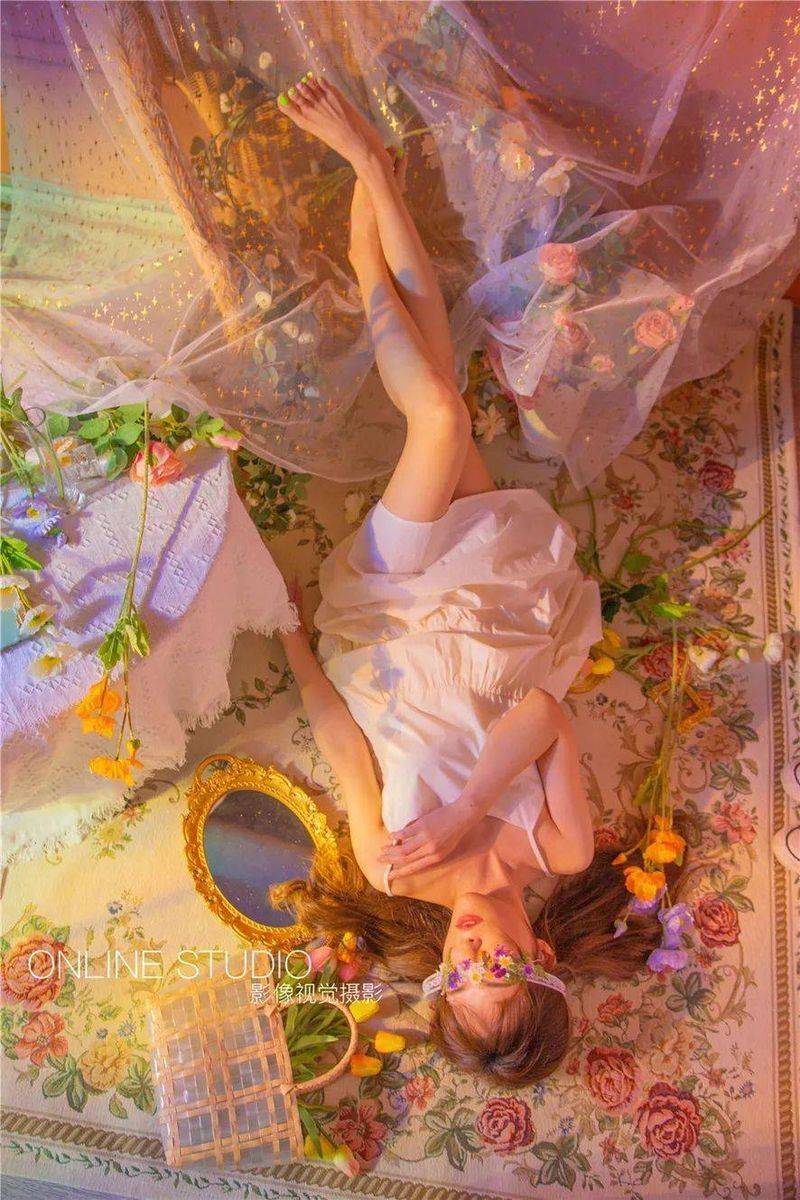 右视觉摄影写真多少钱