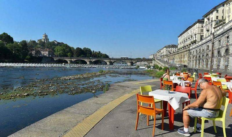 全球海水温度分布规律