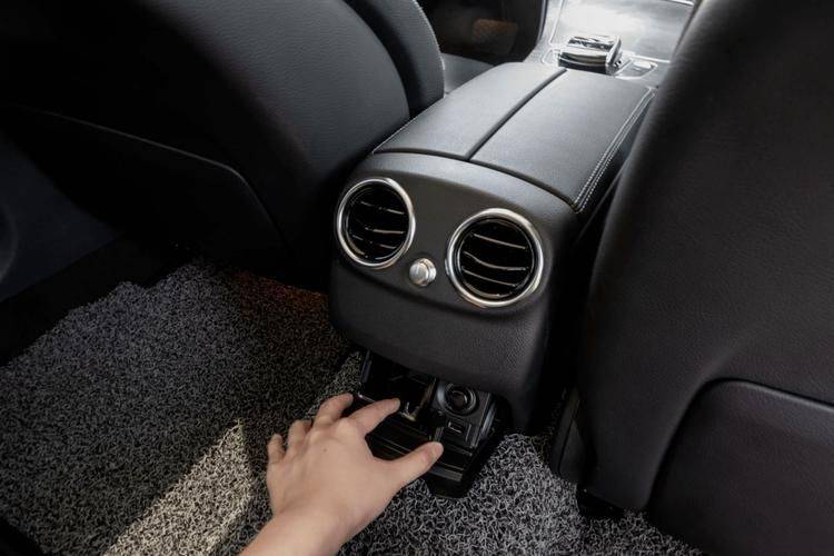 Benz glc260 maintenance costs