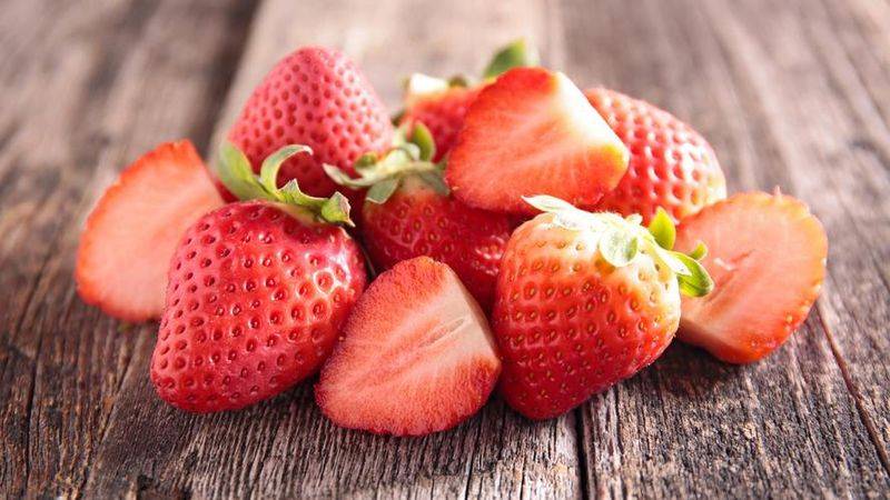 Grapes and strawberry cultivation methods