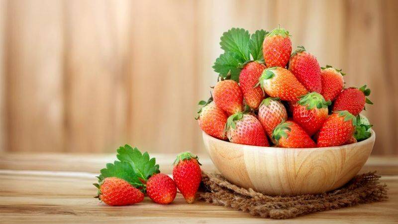 Grapes and strawberry cultivation methods
