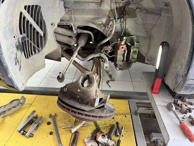 Vehicle line maintenance