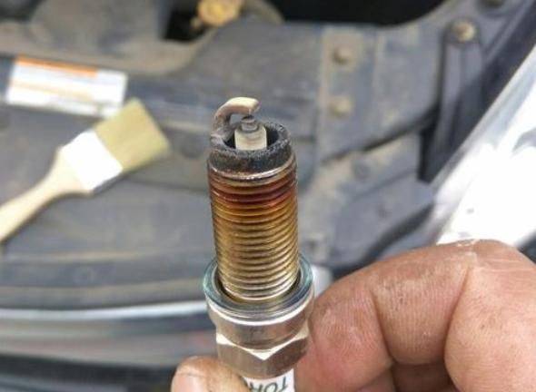 Vehicle line maintenance