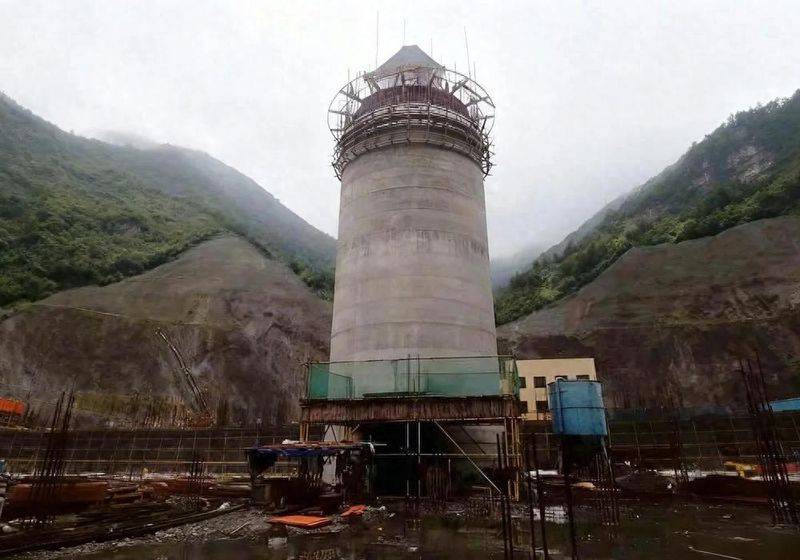 烟囱维修加固费用