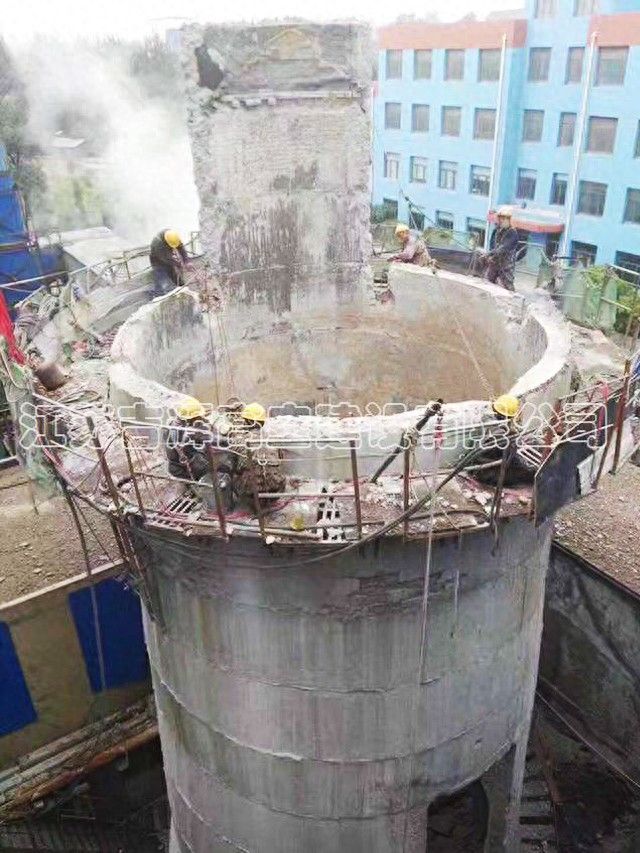 烟囱维修加固费用