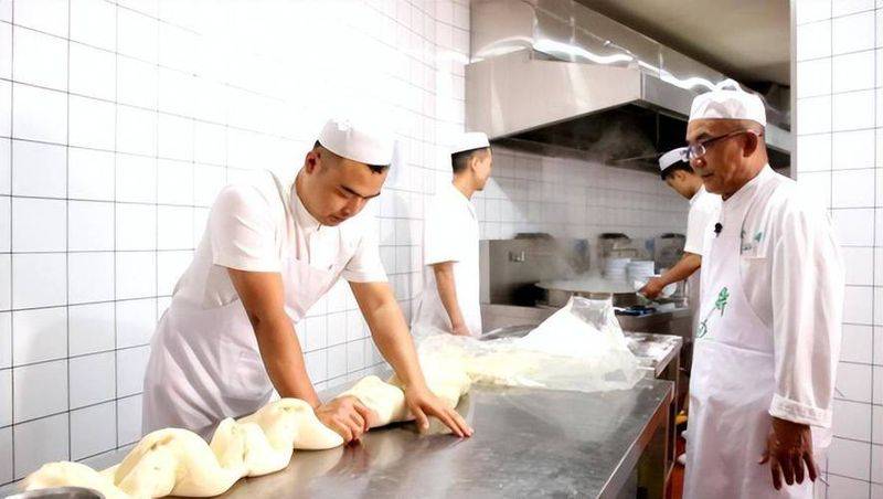 马子禄牛肉面多少钱