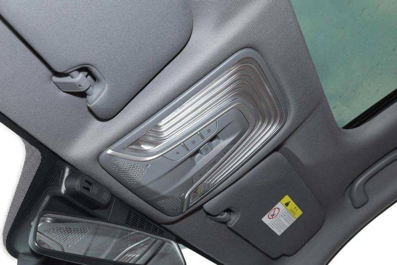 长安cs75前后保险杠多少钱