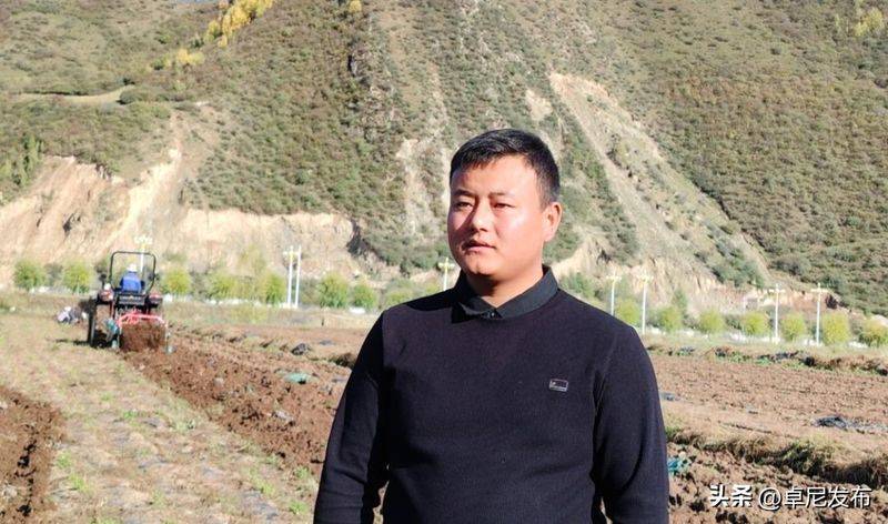 Turkish party participation in planting techniques