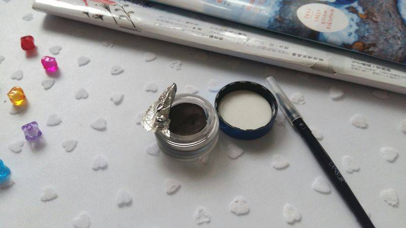 美宝莲眼线膏多少钱