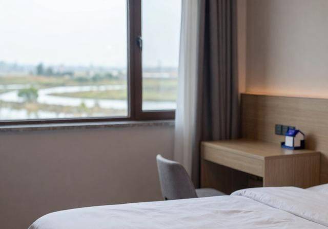 东营租车一天多少钱