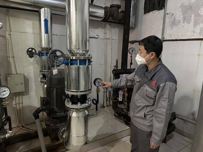 南京清华佳盛太阳能各区维修电话-全市24小时师傅上门服务