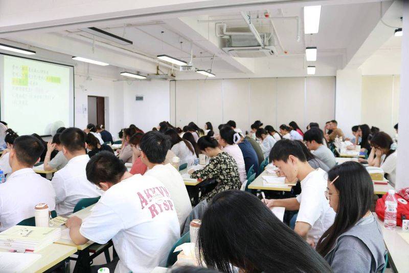 上海物业管理面试因注意经验