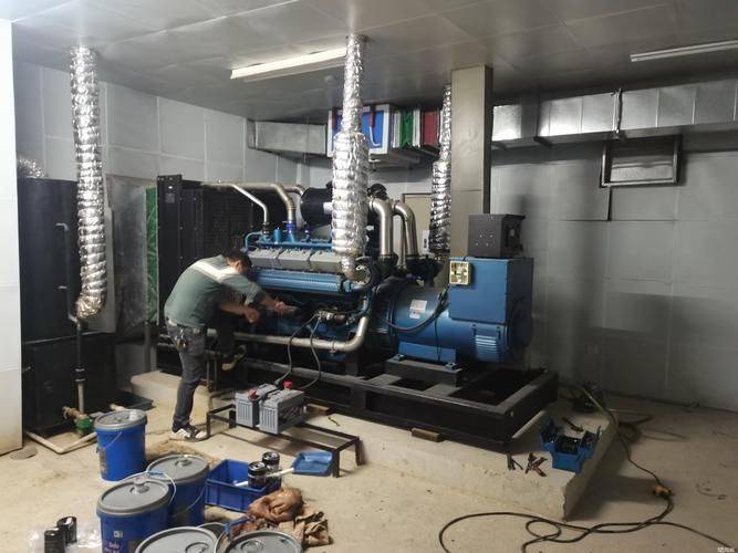 维修柴油发电机组