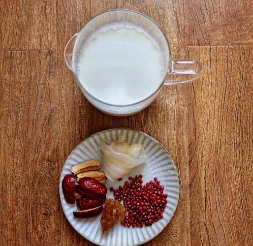 养颜美容的食物老年人养生知识大全