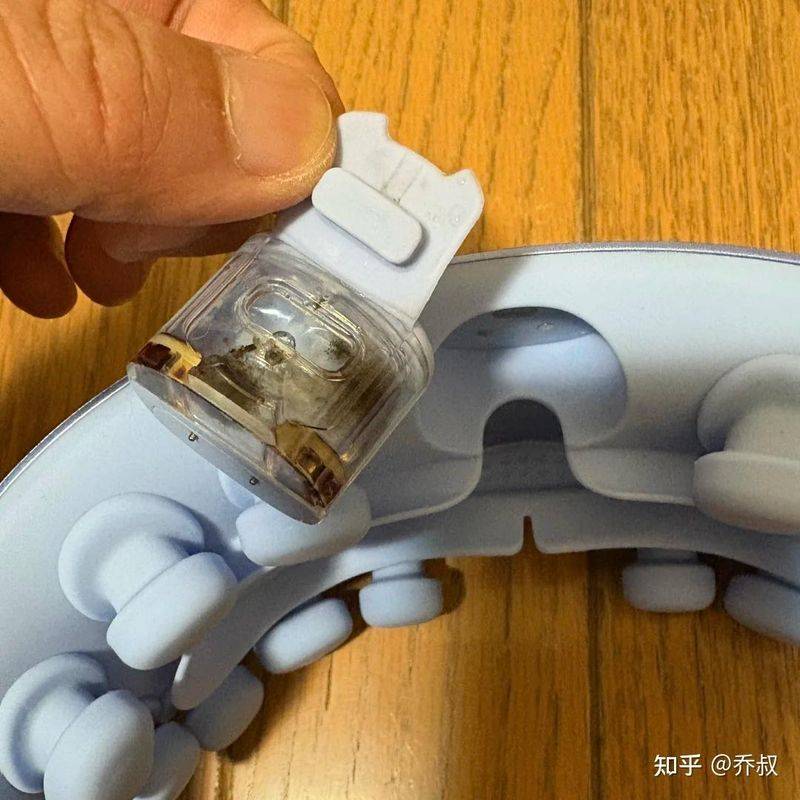 眼部淡妆化妆步骤图解