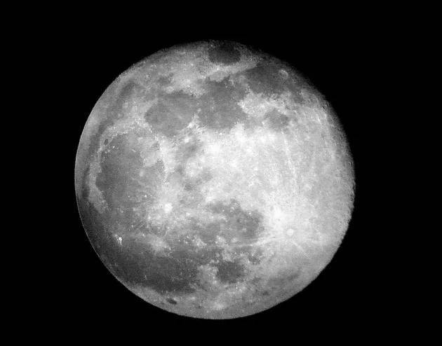 A brief introduction to the earth's moon