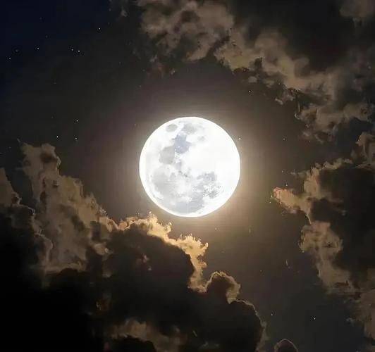It's a super-blue moon