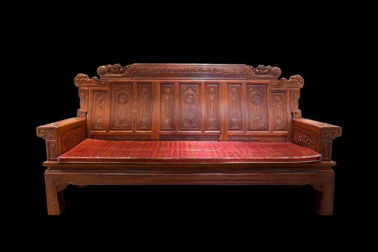 Clear furniture characteristics