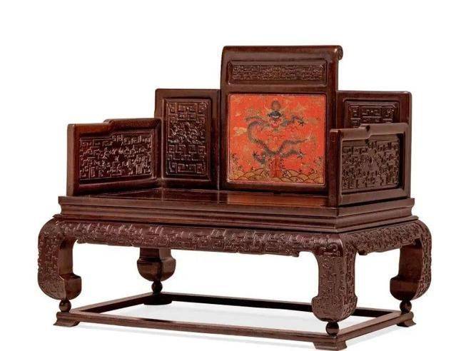 Clear furniture characteristics