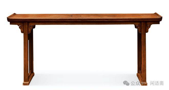 Clear furniture characteristics