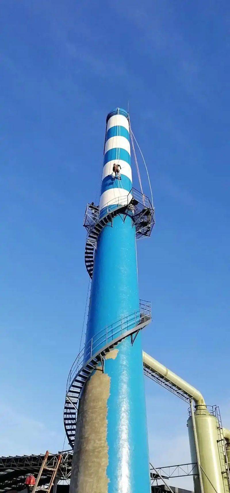 烟囱裂缝加固维修公司