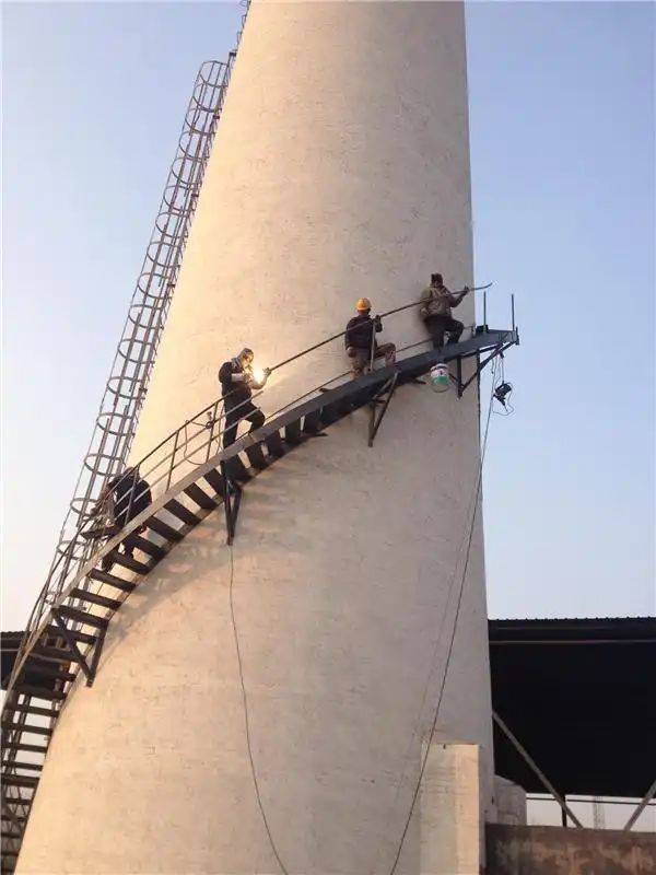 烟囱裂缝加固维修公司