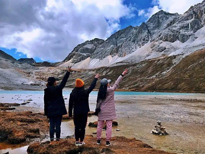 稻城亚丁旅游多少钱