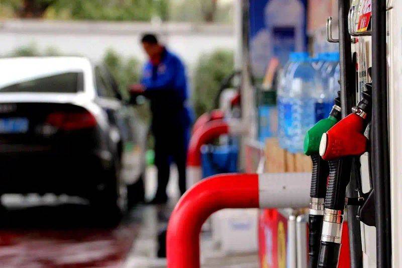 11 may lower petrol prices