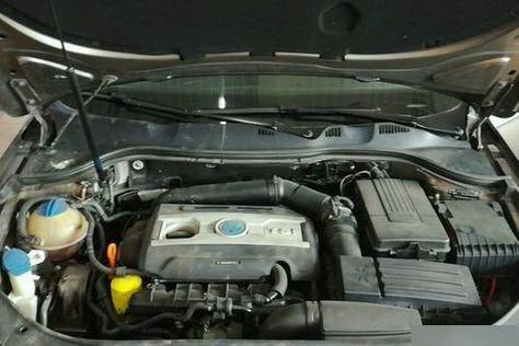 Maintenance of front covers for vehicles