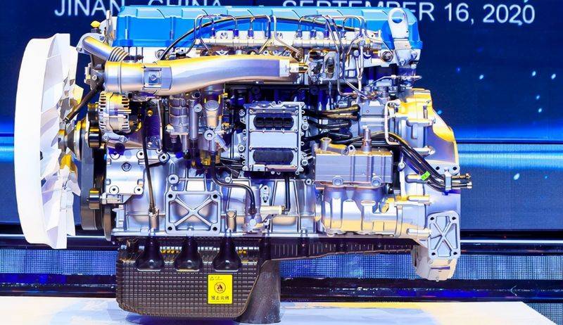 Single-cylinder petrol machine